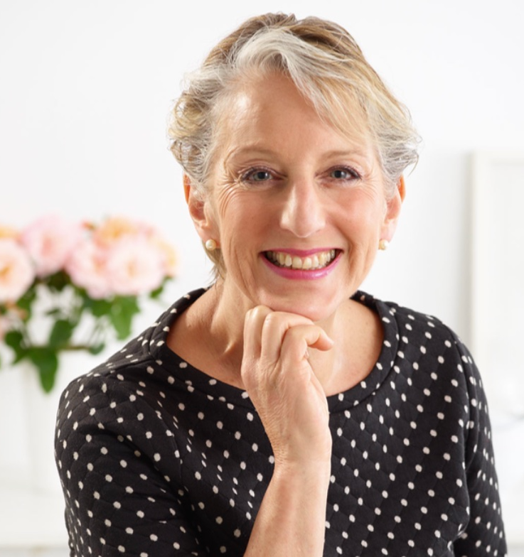 Lorna Rhodes